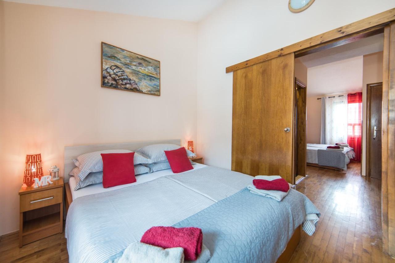 גראדאץ Apartments Gajeta מראה חיצוני תמונה
